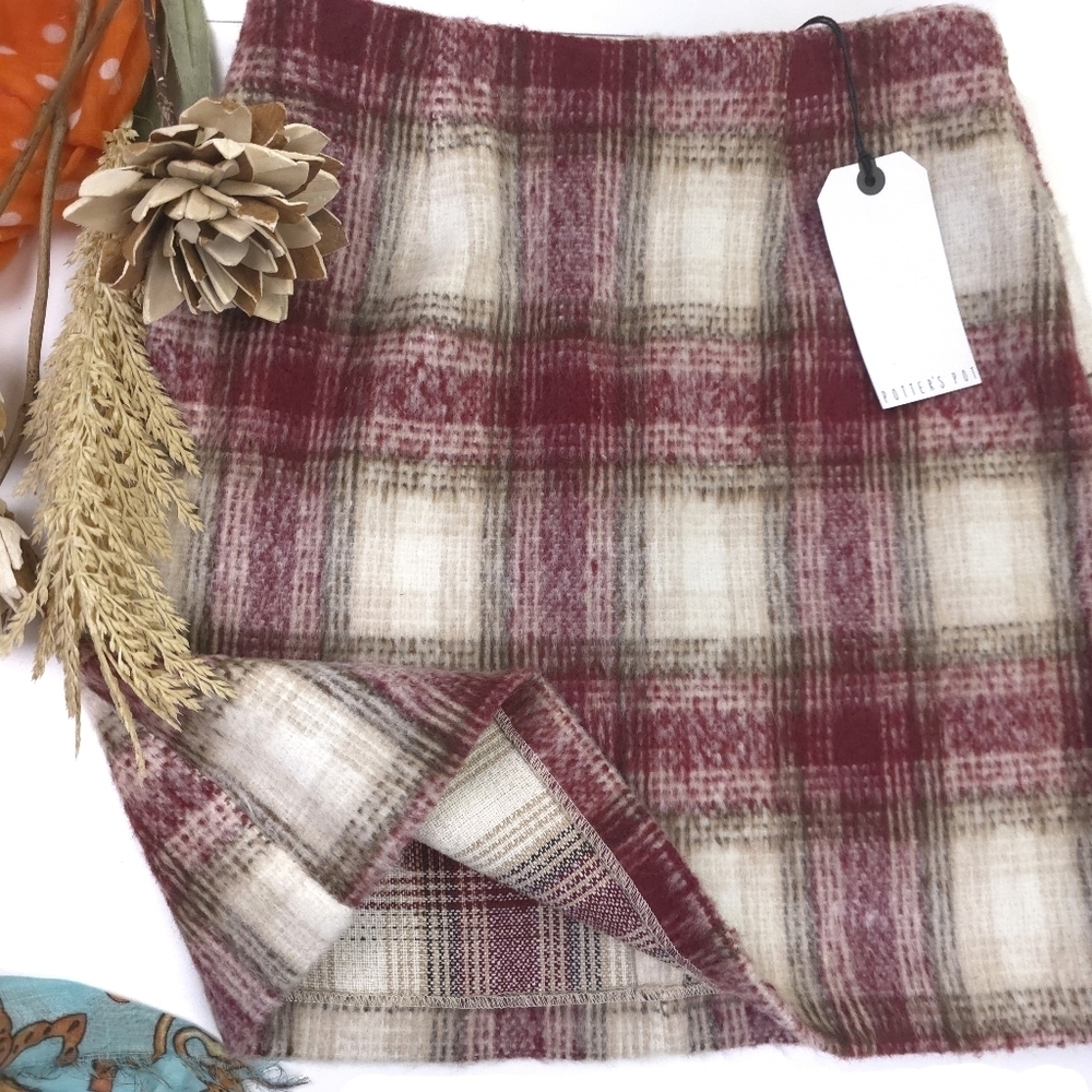 New Potters Pot Plaid Mini Skirt in Burgundy and Cream Sz S